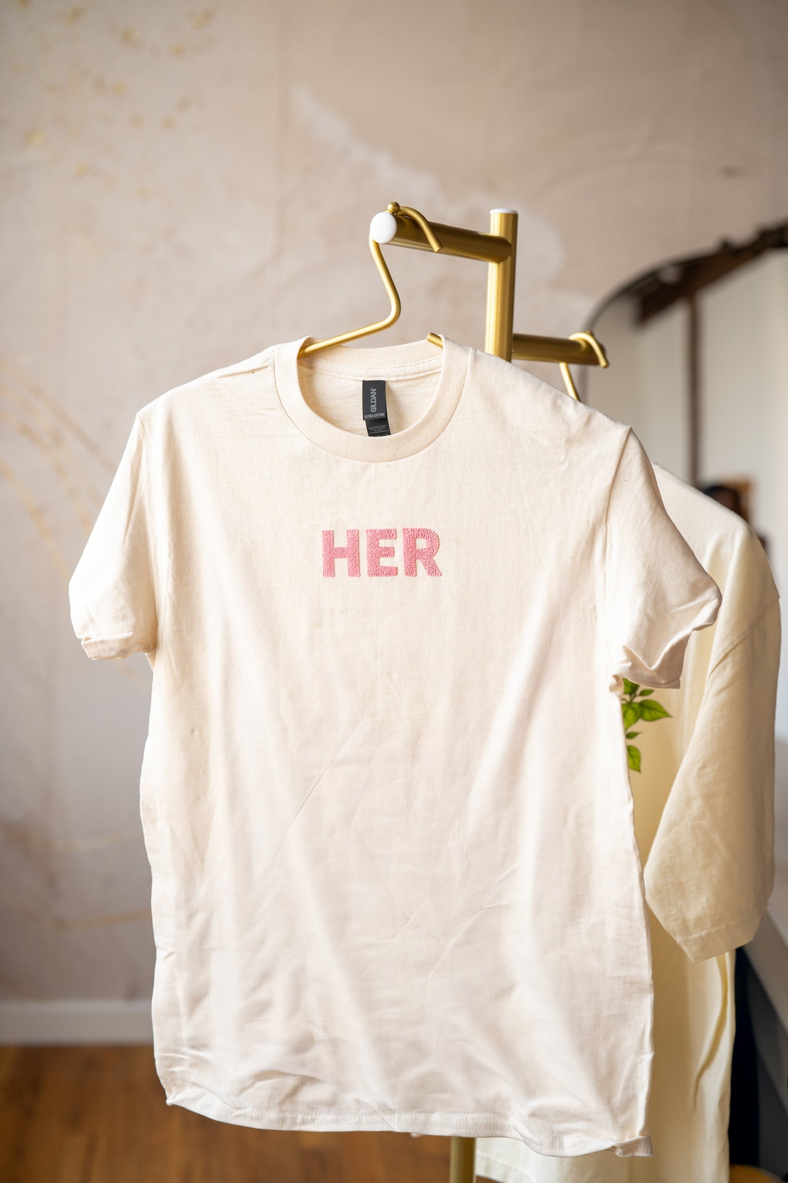 Who gone Check you TEE